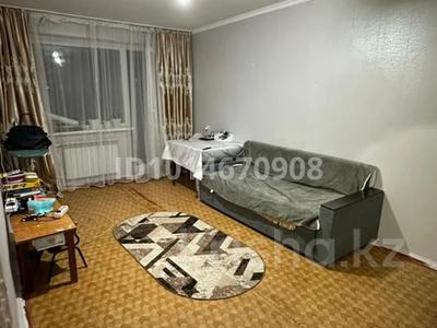 2-комнатная квартира · 45 м² · 3/5 этаж, 3 мкр 2 за 8.5 млн ₸ в Абай