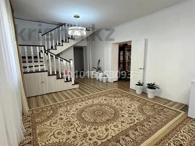 Жеке үй · 6 бөлме · 220 м² · 7 жүзд., Желтоксан 1/4, бағасы: 60 млн ₸ в 