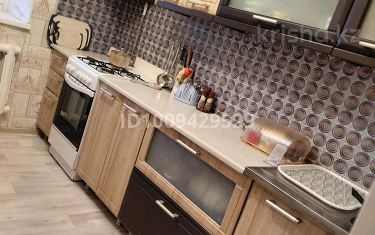 3-бөлмелі пәтер · 65 м² · 4/5 қабат, Пацаева 13, бағасы: 15 млн ₸ в Бадамше — фото 2