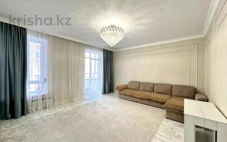 3-бөлмелі пәтер · 106.3 м² · 3/12 қабат, Максут Нарикбаев 22, бағасы: 73.5 млн ₸ в Астане, Нура р-н — фото 2