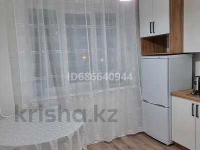 1-комнатная квартира, 32 м², 3/5 этаж посуточно, мкр Жулдыз-1 11 за 13 000 〒 в Алматы, Турксибский р-н