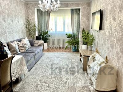 Продажа квартир в Шымкенте: 3-комнатная квартира · 74.4 м² · 5/5 этаж, мкр Восток 110 за 27 млн 〒 3-комнатная квартира · 74.4 м² · 5/5 этаж, мкр Восток 110 за 27 млн 〒 в Шымкенте, Аль-Фарабийский р-н