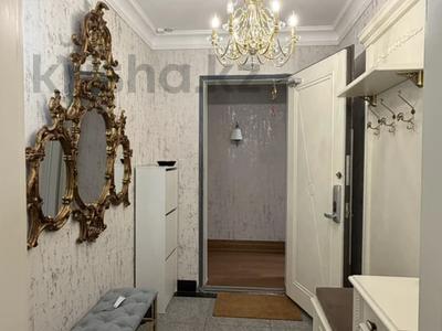 5-комнатная квартира · 300 м² · 7/18 этаж, Ахмет Байтурсынулы 5 за 1.7 млн 〒 в Астане, Сарайшык р-н