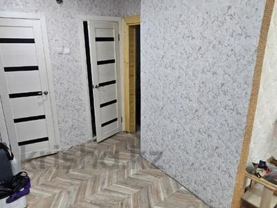 2-комнатная квартира · 48 м² · 1/2 этаж, Закарии Белибаева — Магазин Дина за 13 млн 〒 в Семее