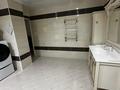4-бөлмелі пәтер · 163 м² · 5/5 қабат, Ихсанова 54, бағасы: 65 млн ₸ в Уральске, мкр Школьник — фото 30