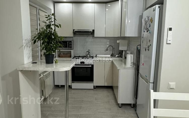 3-бөлмелі пәтер · 61 м² · 4/5 қабат, Атамбаева 19 — Атамбаева, бағасы: 26.2 млн ₸ в Атырау — фото 32