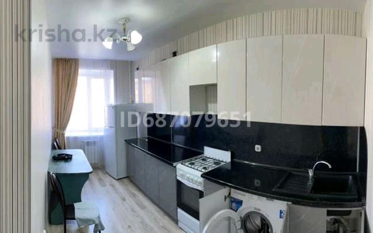 1-комнатная квартира · 35 м² · 3/6 этаж, Юбилейный мкр — ТРЦ Плаза, Жастар сайы за 130 000 ₸ в Костанае — фото 2