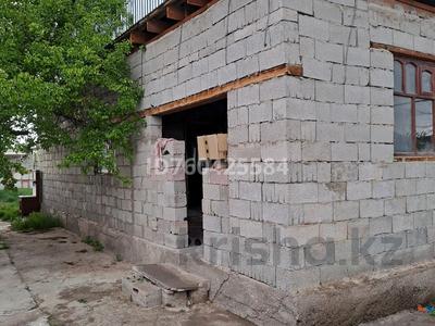 Жеке үй · 7 бөлме · 135 м² · 8 жүзд., 2 пер Централный 10/1 — Новостроика, бағасы: 14 млн ₸ в Таразе