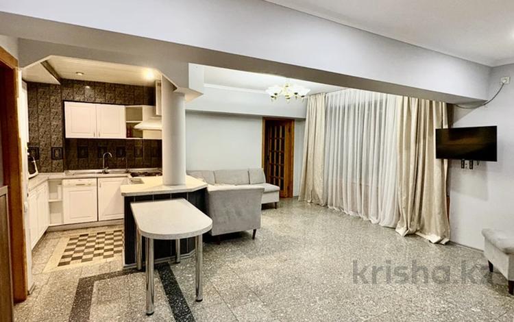 3-комнатная квартира · 75 м² · 4/5 этаж, Толе би 159 — Чокина за 65 млн ₸ в Алматы, Алмалинский р-н — фото 2