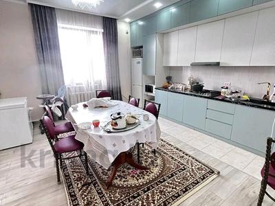 Отдельный дом · 4 комнаты · 250 м² · 10 сот., 3-е отделения 4 за 70 млн 〒 в Талдыкоргане