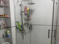 2-бөлмелі пәтер · 43.4 м² · 5/10 қабат, мкр Аксай, Б. Момышулы 25, бағасы: 36 млн ₸ в Алматы, Ауэзовский р-н — фото 12