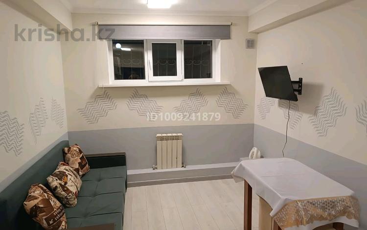 1-комнатная квартира · 20 м² · 1/6 этаж, Кенесары хана 83/2 за 165 000 ₸ в Алматы, Бостандыкский р-н — фото 2