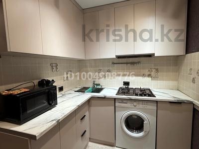 4-комнатная квартира · 64 м² · 5/5 этаж, мкр Акбулым, Мкр Телецентр 2 — проспект Жамбыла Фиркан за 200 000 〒 в Таразе