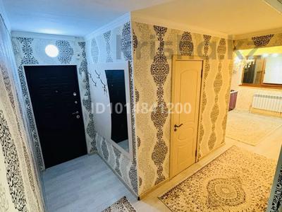 2-комнатная квартира · 55 м² · 3/5 этаж, 8-й микрорайон 12а за 160 000 ₸ в Шымкенте, Туран р-н
