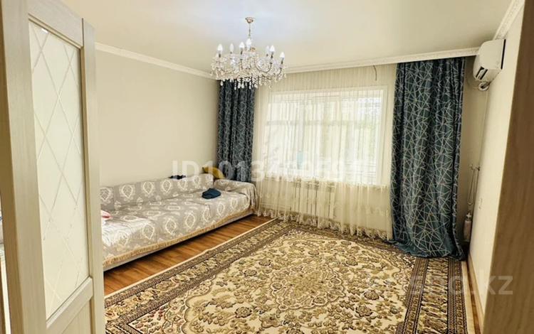 4-комнатная квартира · 75 м² · 2/5 этаж, Есенберлина 63 — 6мкр за 31 млн ₸ в Жезказгане — фото 3