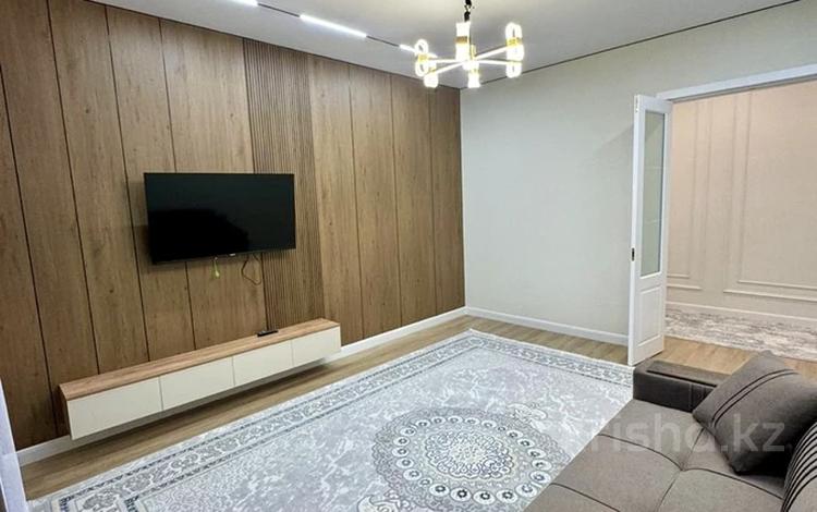 2-комнатная квартира · 75 м², мкр Тараз, Рыскулова 33/2 за 380 000 ₸ в Шымкенте, Аль-Фарабийский р-н — фото 2