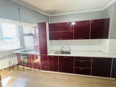 3-бөлмелі пәтер · 82 м² · 6/12 қабат, мкр Самал-3 12, бағасы: 79 млн ₸ в Алматы, Медеуский р-н