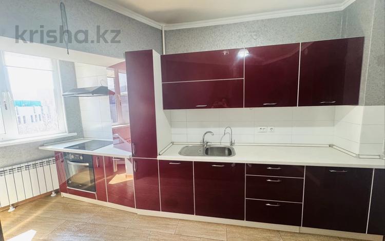 3-бөлмелі пәтер · 82 м² · 6/12 қабат, мкр Самал-3 12, бағасы: 79 млн ₸ в Алматы, Медеуский р-н — фото 30