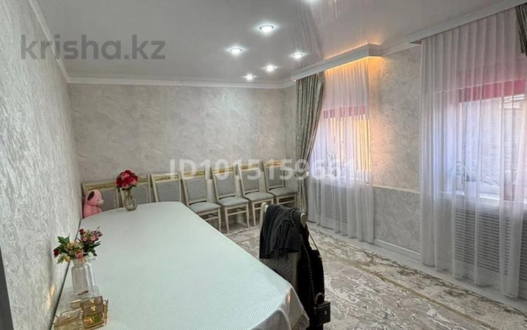 Отдельный дом · 4 комнаты · 102 м² · 6 сот., Алатауская 17 за 15 млн ₸ в Таразе — фото 2
