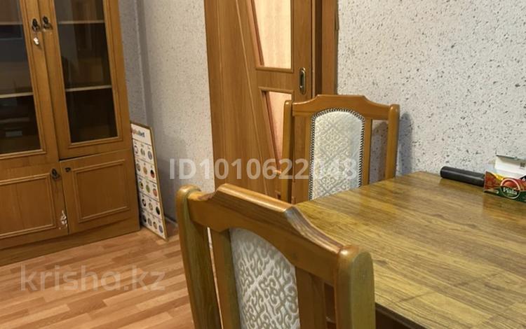1-бөлмелі пәтер · 22 м² · 3/5 қабат, Райымбека — Угол ул. Ауэзова, бағасы: 160 000 ₸ в Алматы, Алмалинский р-н — фото 2