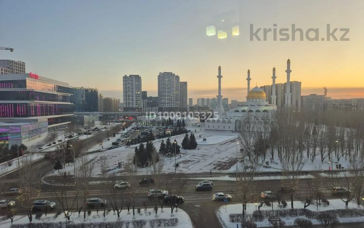 2-комнатная квартира · 70 м² · 7/7 этаж, Достык 1 за 280 000 ₸ в Астане, Есильский р-н — фото 2