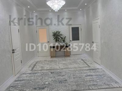 Отдельный дом · 5 комнат · 151.7 м² · 8 сот., мкр Жулдыз-3, Туркен Телеубаев 37 за 27 млн 〒 в Атырау