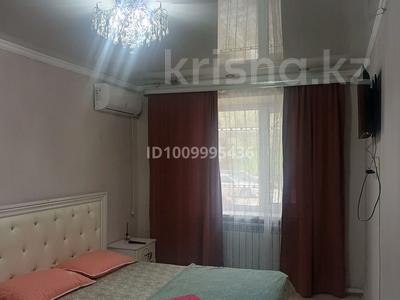 1-комнатная квартира · 43 м² · 1/4 этаж, Гани Муратбаева 32 за 10 000 〒 в 