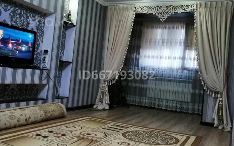 4-комнатная квартира · 75 м² · 5/5 этаж, 16-й микрорайон за 25 млн ₸ в Шымкенте, Аль-Фарабийский р-н — фото 2