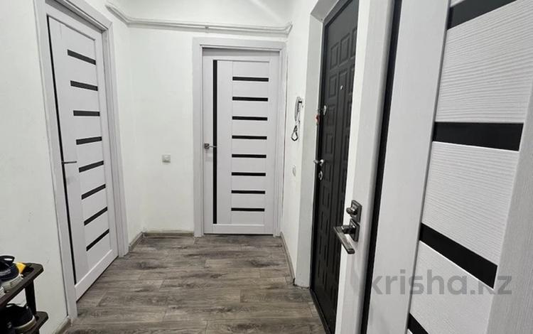 1-комнатная квартира · 40 м² · 1/9 этаж, мкр Аксай-5 6 за 27.5 млн ₸ в Алматы, Ауэзовский р-н — фото 6