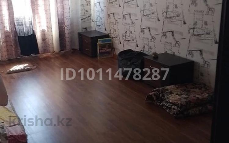 3-бөлмелі пәтер · 67 м² · 5/5 қабат, Микрорайон Ивушка 1б — ГОВД, бағасы: 20 млн ₸ в Конаеве — фото 2