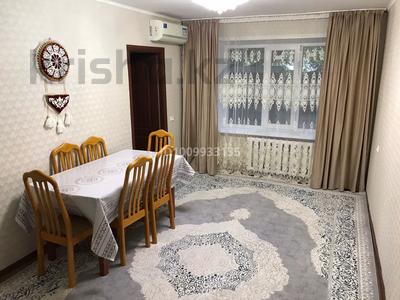 4-бөлмелі пәтер · 61.7 м² · 1/5 қабат, Локомотивная 47/1, бағасы: 18 млн ₸ в Уральске