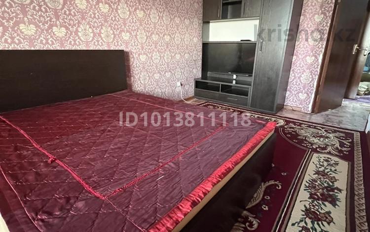4-комнатная квартира · 112 м² · 5/5 этаж, мкр Арай-2 4 — НИШ тің тура қасында және Жамбыл политех колледжінің. Тез арада сатамыз. саудасы бар. за 25 млн ₸ в Таразе — фото 2