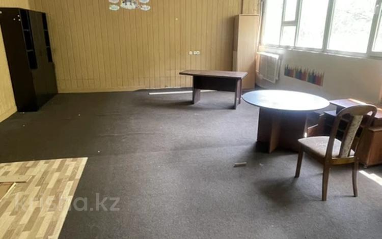 Свободное назначение, офисы, образование, кабинеты и рабочие места · 49 м² за 245 000 ₸ в Алматы, Алмалинский р-н — фото 2