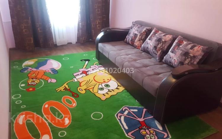 3-бөлмелі пәтер · 60 м² · 5/5 қабат, Площадь Аль-Фараби 1, бағасы: 21.7 млн ₸ в Шымкенте, Аль-Фарабийский р-н — фото 2