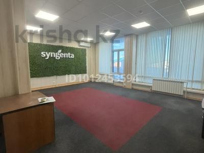 Свободное назначение, офисы, магазины и бутики, склады, образование · 175 м² за 80 млн ₸ в Астане, р-н Байконур