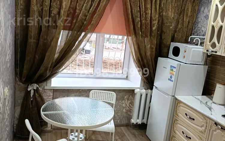 1-комнатная квартира · 37 м² · 1/5 этаж, Амангельды 160 — Амангельды -Букетова за 14 000 ₸ в Петропавловске — фото 2
