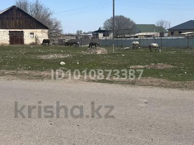 Участок · 70 соток, Ердалы Есимбекова 10 — За гостиницей Мерке 600м за 4 млн ₸