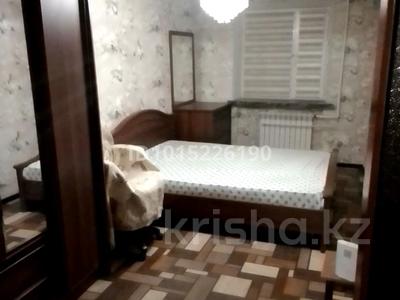 2-комнатная квартира · 45 м² · 2/5 этаж, Майкудук, Майкудук, 14й микрорайон 16 — Автостанция, школа. за 160 000 ₸ в Караганде, Алихана Бокейханова р-н