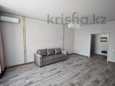 2-бөлмелі пәтер · 93 м² · 2/7 қабат, Мкр. Береке 74, бағасы: 60 млн ₸ в Костанае