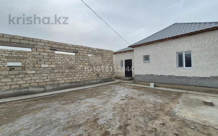 Отдельный дом · 4 комнаты · 82 м² · 10 сот., мкр Кайнар, 18 43 за 18 млн ₸ в Атырау — фото 3