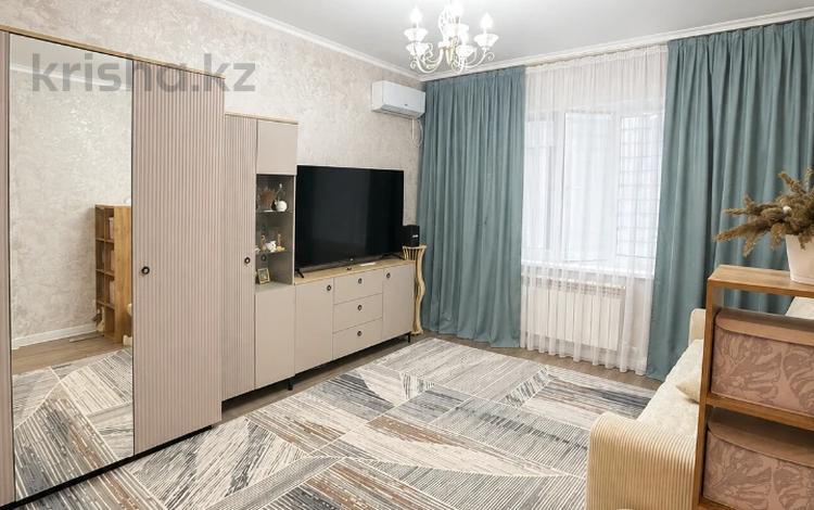 1-бөлмелі пәтер · 43.8 м² · 1/5 қабат, Алтын орда ш/а., бағасы: 18.5 млн ₸ в Актобе, мкр. Алтын орда — фото 7