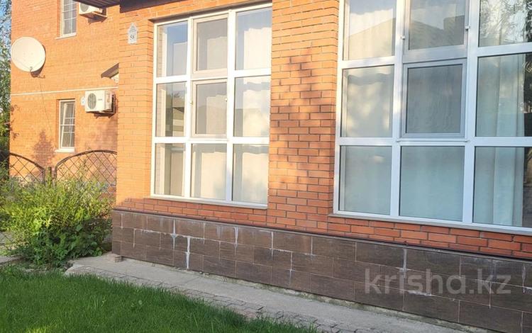 3-комнатный дом помесячно, 120 м², 3 сот., мкр Кайтпас 2