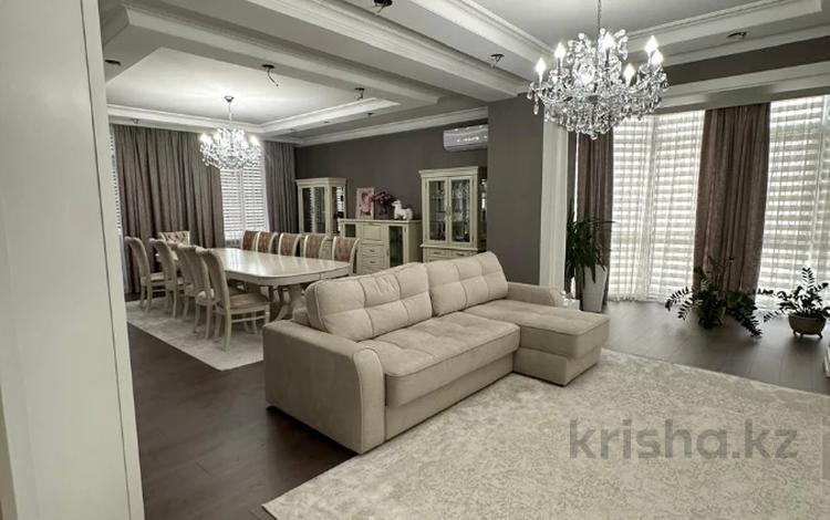 4-комнатная квартира · 240 м² · 3/5 этаж, Каратал 45/1 за 115 млн ₸ в Талдыкоргане — фото 2