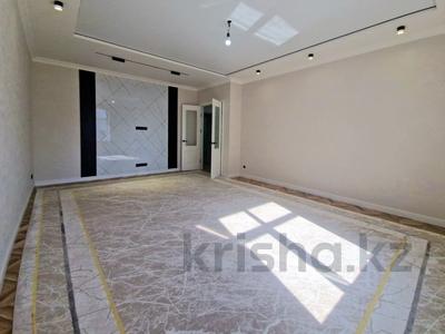 3-бөлмелі пәтер · 95.3 м² · 3/10 қабат, мкр Юго-Восток, Строителей 33/14 — Магазин "12 месяцев", бағасы: 43 млн ₸ в Караганде, Казыбек би р-н