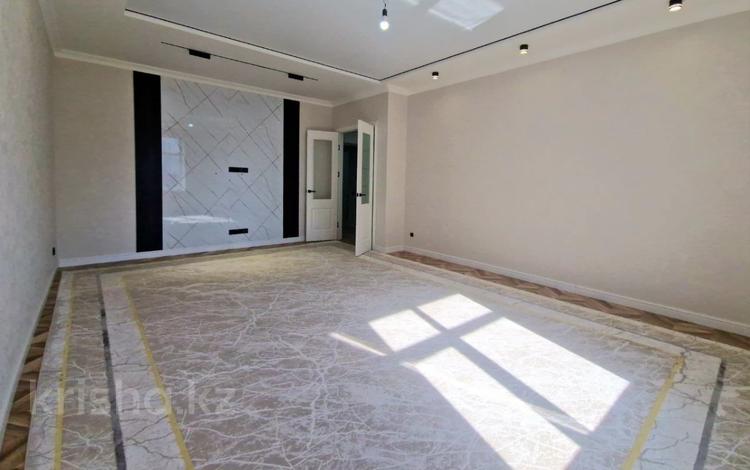 3-комнатная квартира · 95.3 м² · 3/10 этаж, мкр Юго-Восток, Строителей 33/14 — Магазин "12 месяцев" за 43 млн ₸ в Караганде, Казыбек би р-н — фото 22