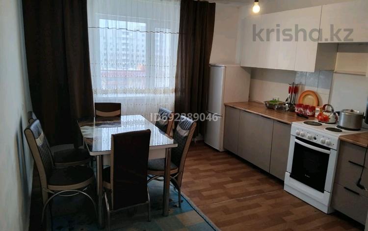 2-комнатная квартира, 50 м², 13/13 этаж помесячно, Кубрина 22-1