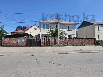 Отдельный дом · 7 комнат · 280 м² · 10 сот., Сырымбет 16 — Жумабаева-Обаган за 215 млн ₸ в Астане, Алматы р-н