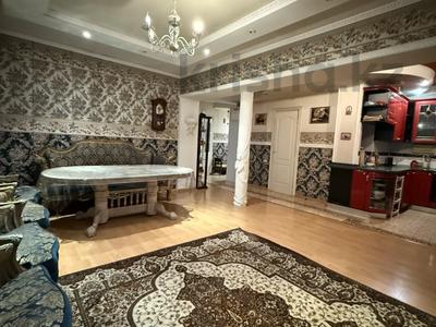 3-бөлмелі пәтер · 90 м² · 5/5 қабат, мкр Самал-3, Достык — Достык Омарова, бағасы: 100 млн ₸ в Алматы, Медеуский р-н