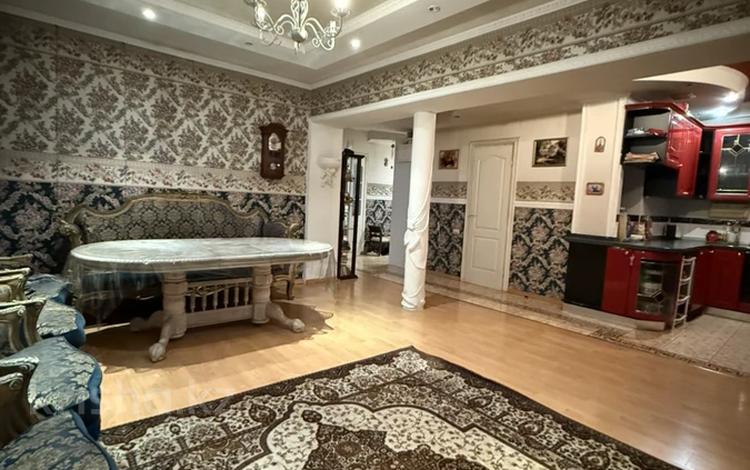 3-бөлмелі пәтер · 90 м² · 5/5 қабат, мкр Самал-3, Достык — Достык Омарова, бағасы: 100 млн ₸ в Алматы, Медеуский р-н — фото 39