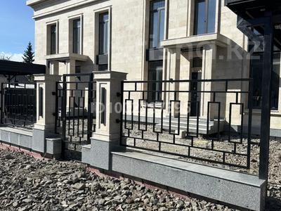 Свободное назначение, офисы, магазины и бутики, образование · 400 м² за 160 млн ₸ в Караганде, Казыбек би р-н